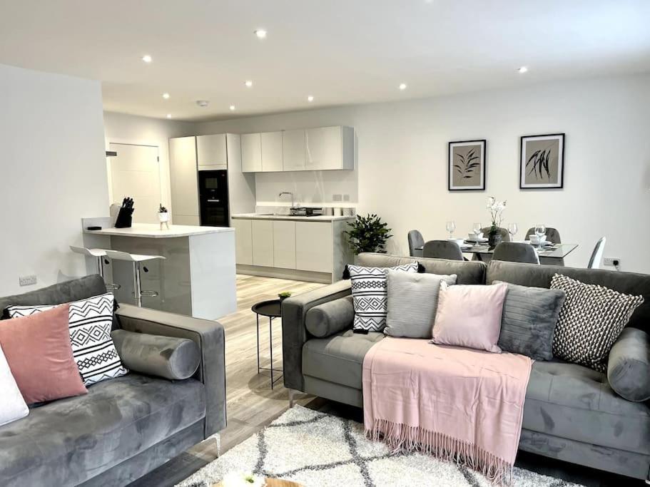Villa Luxury 3 Bed House W Parking & Garden! 1 Bournemouth Esterno foto